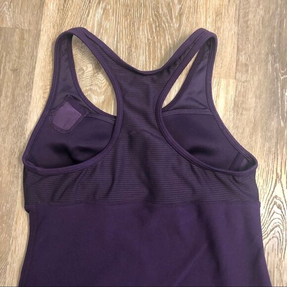Nike purple racerback tank top built in bra sleeveless-S 4/6 - Picture 7 of 10